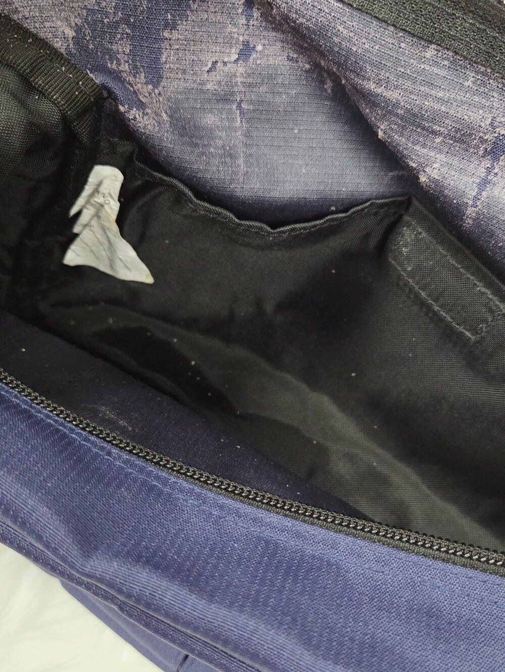 L.L.Bean Navy Blue Crossbody Shoulder Bag - Picture 3 of 10